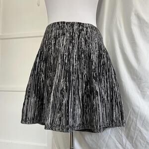 NWT Candie’s Black White Space Dye Skater Skirt Knit Flare Mini Skirt XL